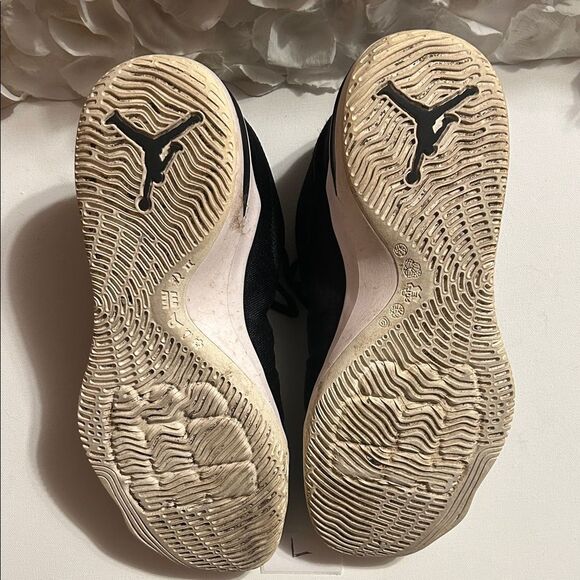 Jordan Black and White Athletic Shoes main image 4
